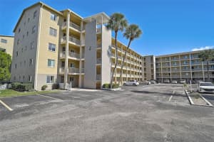 3585 Lake Bayshore Dr #j-301, BRADENTON