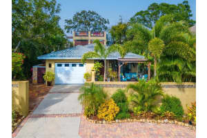 1737 Bay St, SARASOTA 1737 Bay St, SARASOTA