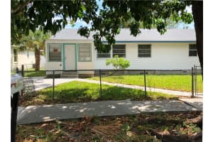 1762 32nd St, SARASOTA