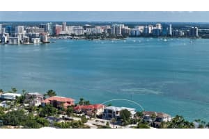 247 Robin Dr, SARASOTA