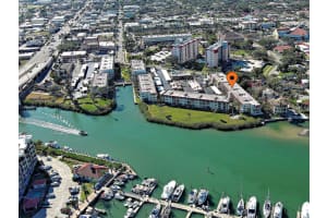 260 Santa Maria St #109, VENICE