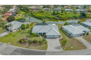 416 W Rossetti Dr, NOKOMIS