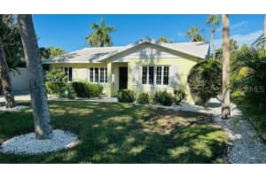 323 Madison Dr, SARASOTA