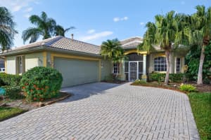 5121 Flagstone Dr, SARASOTA