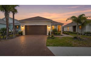 5237 Savino Cir, PALMETTO