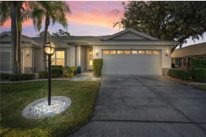 824 Manchester Woods Dr #48, SUN CITY CENTER