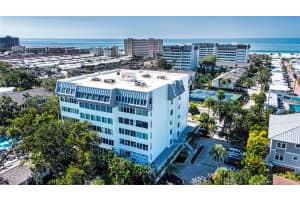 1200 E Peppertree Ln #601, SARASOTA