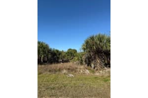 15401 Hennipen Cir, PORT CHARLOTTE