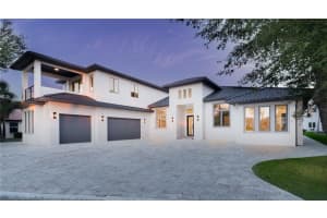 2414 Bayshore Rd, NOKOMIS