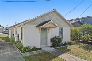 1369 Kruppa Ave, SARASOTA