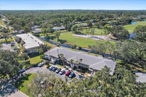 7860 Palm Aire Ln #104, SARASOTA