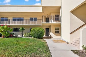 7880 Palm Aire Ln #205, SARASOTA