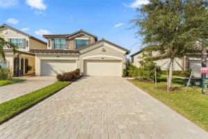 6086 Worsham Ln #104, BRADENTON