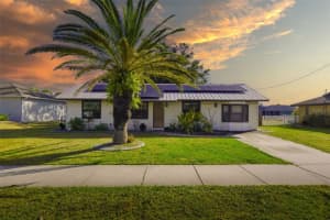 6270 Spinnaker Blvd, ENGLEWOOD