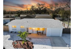 5010 Lahaina Dr, SARASOTA