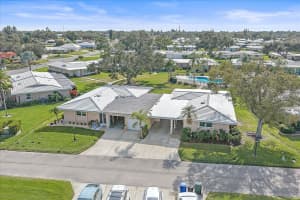 3286 Brunswick Ln #704, SARASOTA