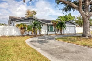 322 Linden Dr, ELLENTON 322 Linden Dr, ELLENTON