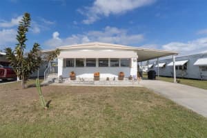 4053 Lange Rd, HOLIDAY 4053 Lange Rd, HOLIDAY