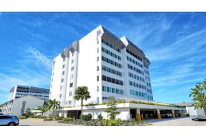 1125 W Peppertree Dr #302, SARASOTA