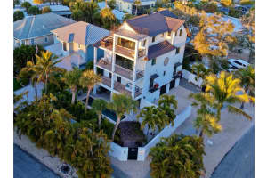 5263 Avenida De Cortez, SARASOTA