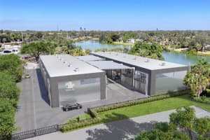 5755 Bessie Dr #1, SARASOTA