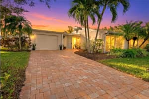 237 Hourglass Way #v6, SARASOTA