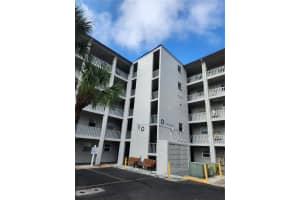 3064 Lake Bayshore Dr #115, BRADENTON 3064 Lake Bayshore Dr #115, BRADENTON