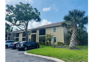4032 Crockers Lake Blvd #27, SARASOTA