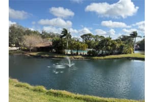 5525 Ashton Lake Dr #5525, SARASOTA