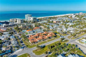 800 S Blvd Of The Presidents #9, SARASOTA