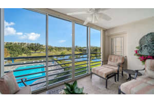 4530 Pinebrook Cir #302, BRADENTON