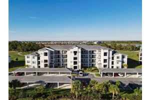 12320 Wellen Golf St #302, VENICE