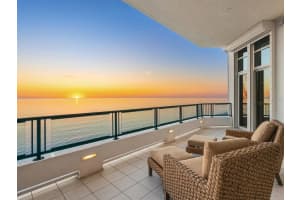 655 Longboat Club Rd #1ph, LONGBOAT KEY
