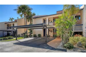 2448 Clubhouse Dr #201, SARASOTA