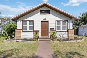 2710 3rd Ave W, BRADENTON