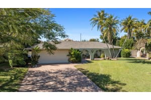 1306 70th St W, BRADENTON