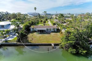 107 Louella Ln, NOKOMIS