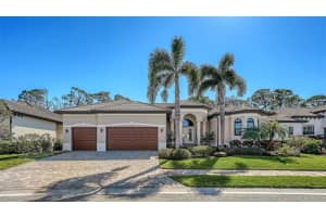 4955 Topsail Dr, NOKOMIS