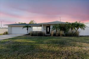 3408 Oxford Dr W, BRADENTON