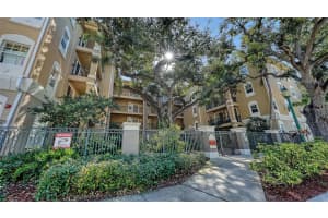 1268 11th St #2403, SARASOTA