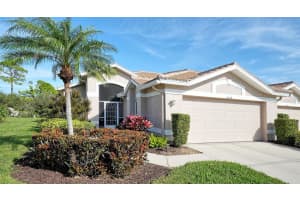 9429 Forest Hills Cir, SARASOTA