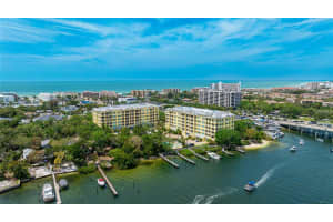 1308 Old Stickney Point Rd #wp3, SARASOTA