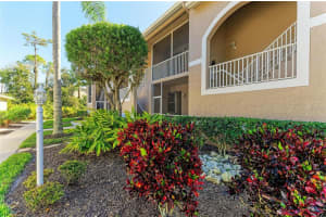 5350 Hyland Hills Ave #2512, SARASOTA