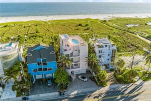 648 Beach Rd, SARASOTA