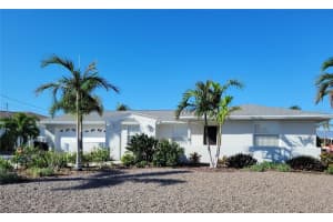 3616 Royal Palm Dr, BRADENTON