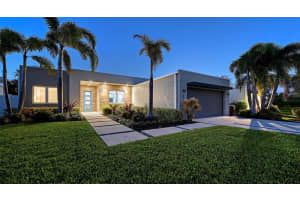 2215 Datura St, SARASOTA 2215 Datura St, SARASOTA