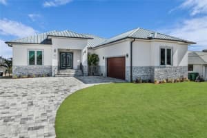 2228 Harbour Dr, PUNTA GORDA