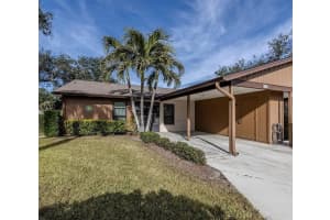 1700 Curry Trl #35, NOKOMIS