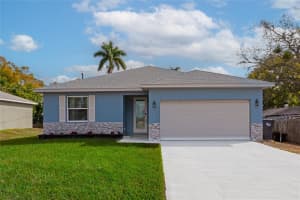 3221 3rd St E, BRADENTON