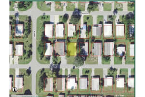 171 Pine Key Ln #28, NAPLES